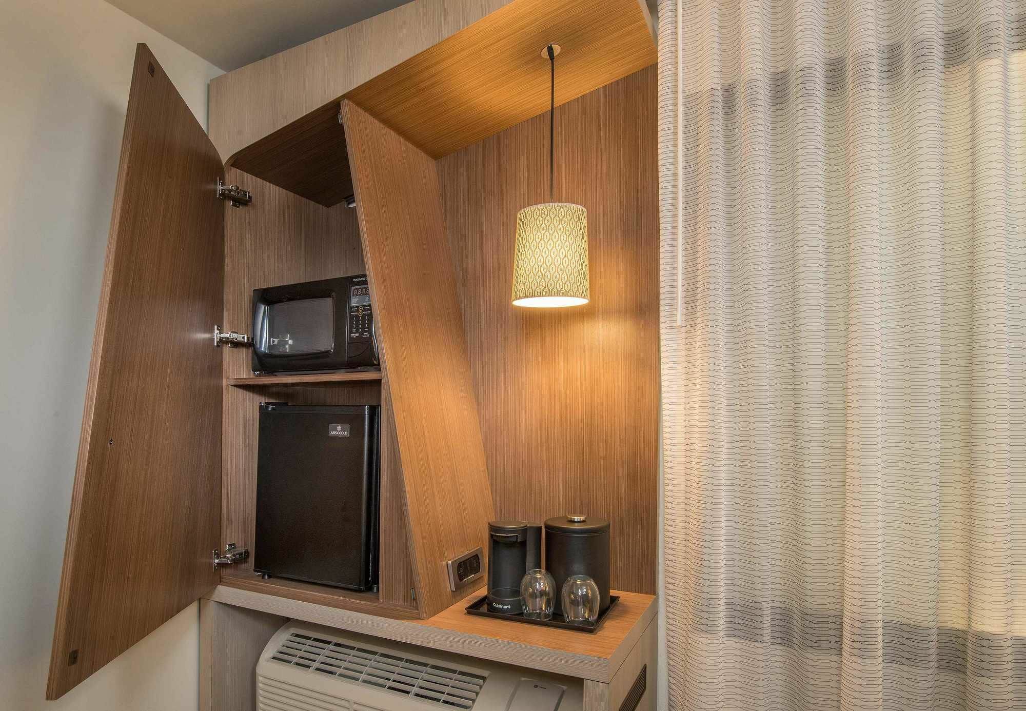 Courtyard לייק צ'ארלס מראה חיצוני תמונה